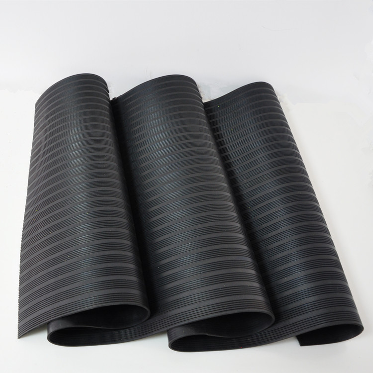 黑色细条纹绝缘橡胶垫(图2)